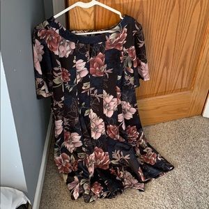 Roz and Ali floral knee length dress size 20